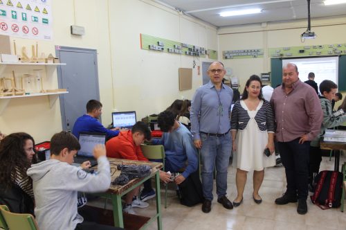 Emprende en Cinco Villas en la Comunidad Educativa (Taller de Robotica)